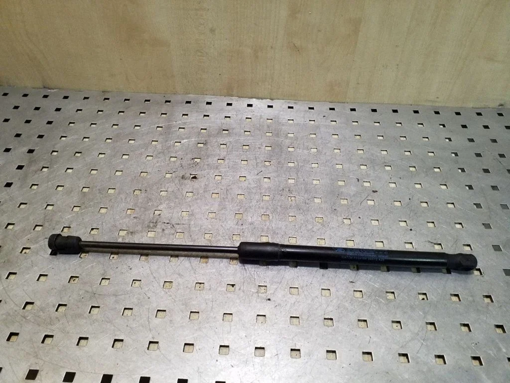 Tailgate/trunk strut/damper 9683207080