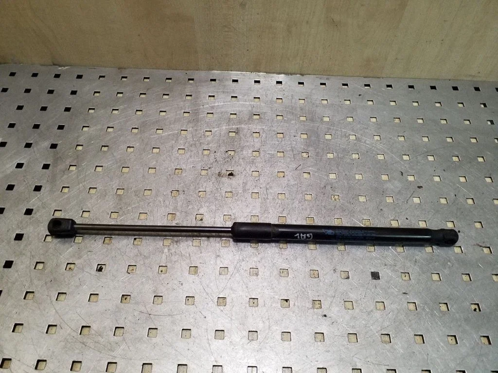 Tailgate/trunk strut/damper 9683207080