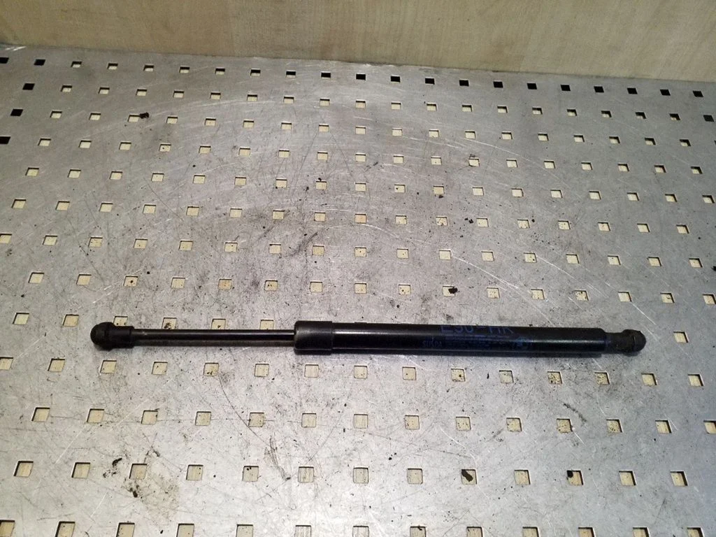Tailgate/trunk strut/damper 51247060623