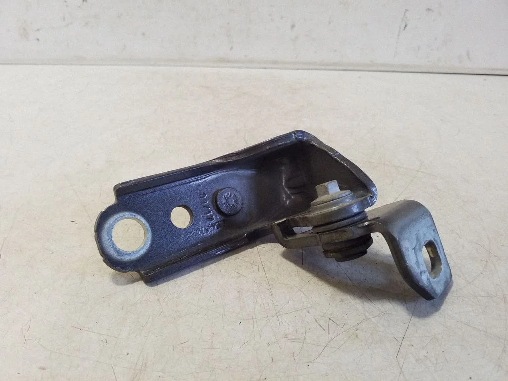 Front door upper hinge CJ54S22800AC