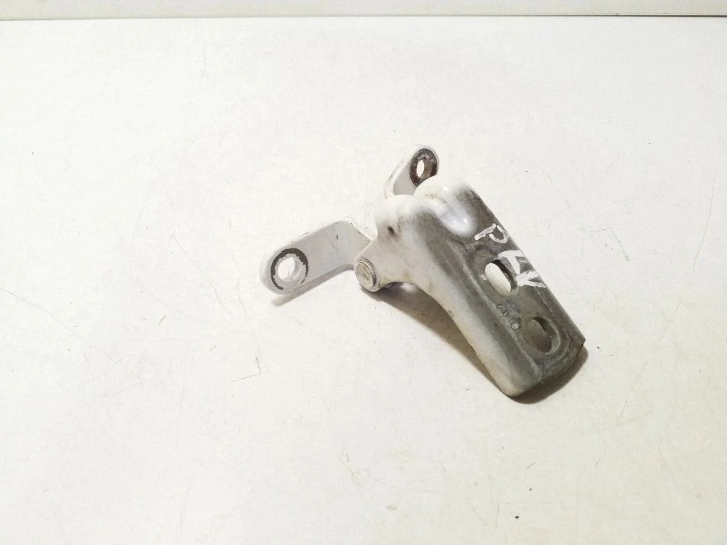 Front door upper hinge – left