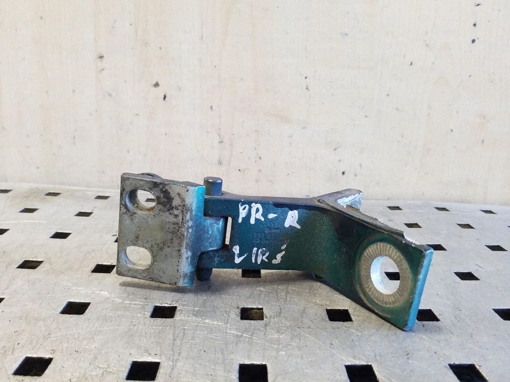 Front door upper hinge 893831401