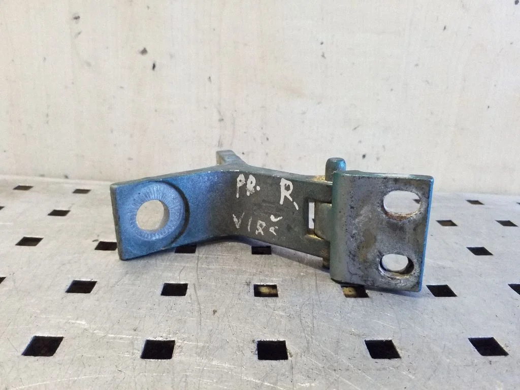 Front door upper hinge 893831401
