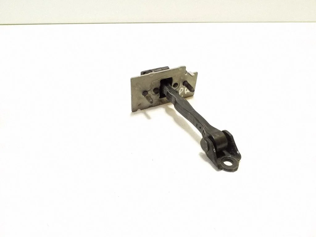 Front door check strap stopper – right
