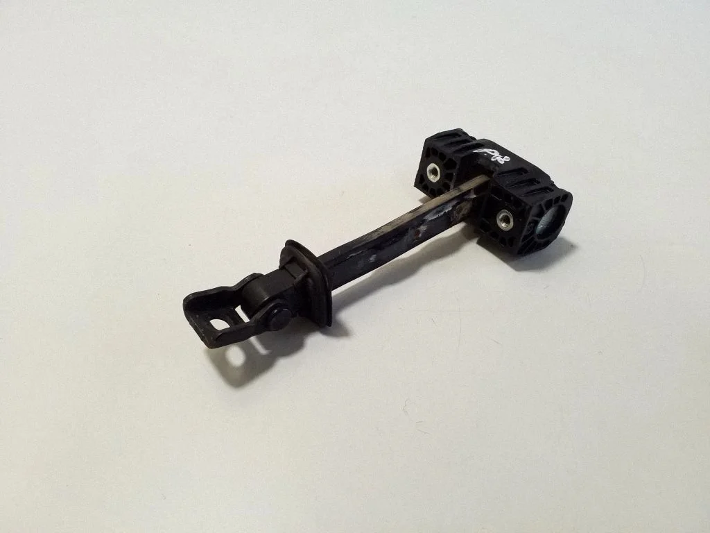 Front door check strap stopper 2H0249837