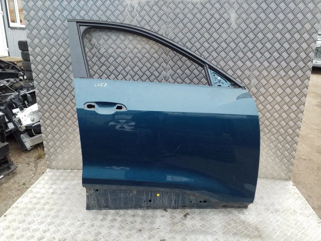 Front door – Audi Q4 e-tron (2021-), right