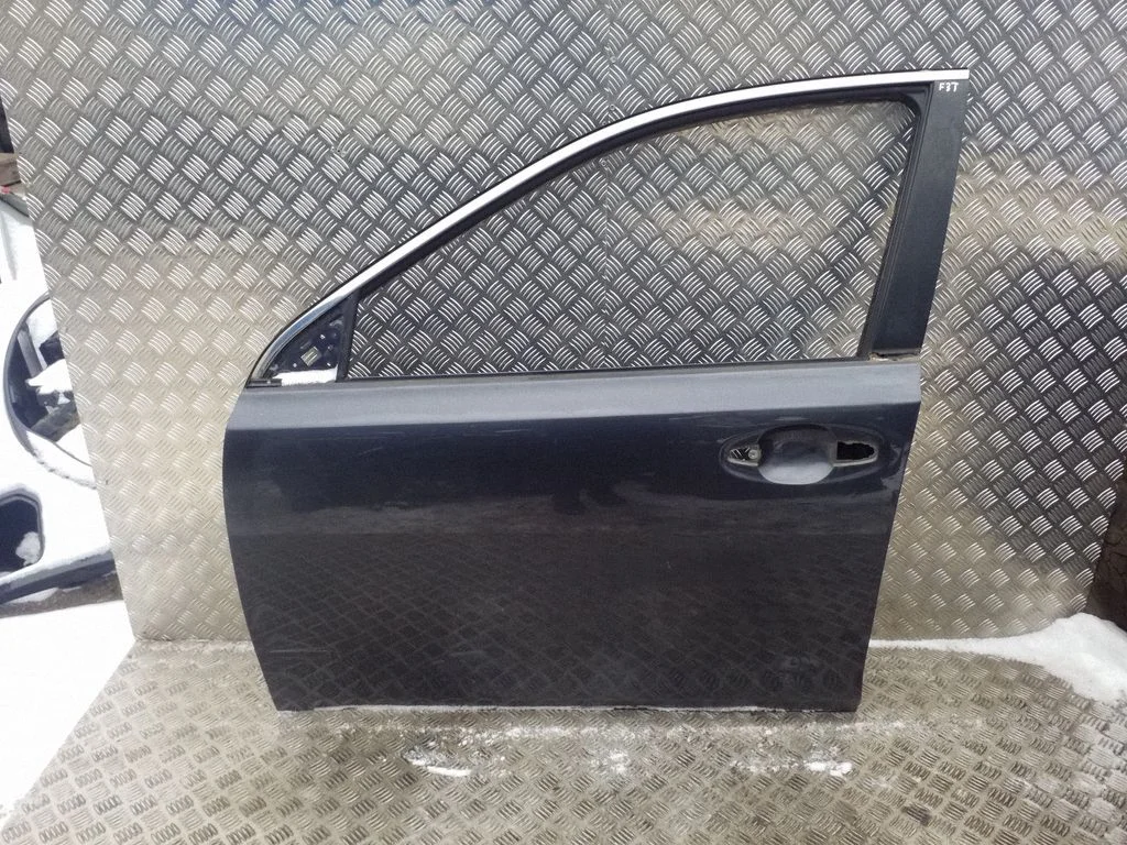 Esiuks – Subaru Outback (2009-2014)
