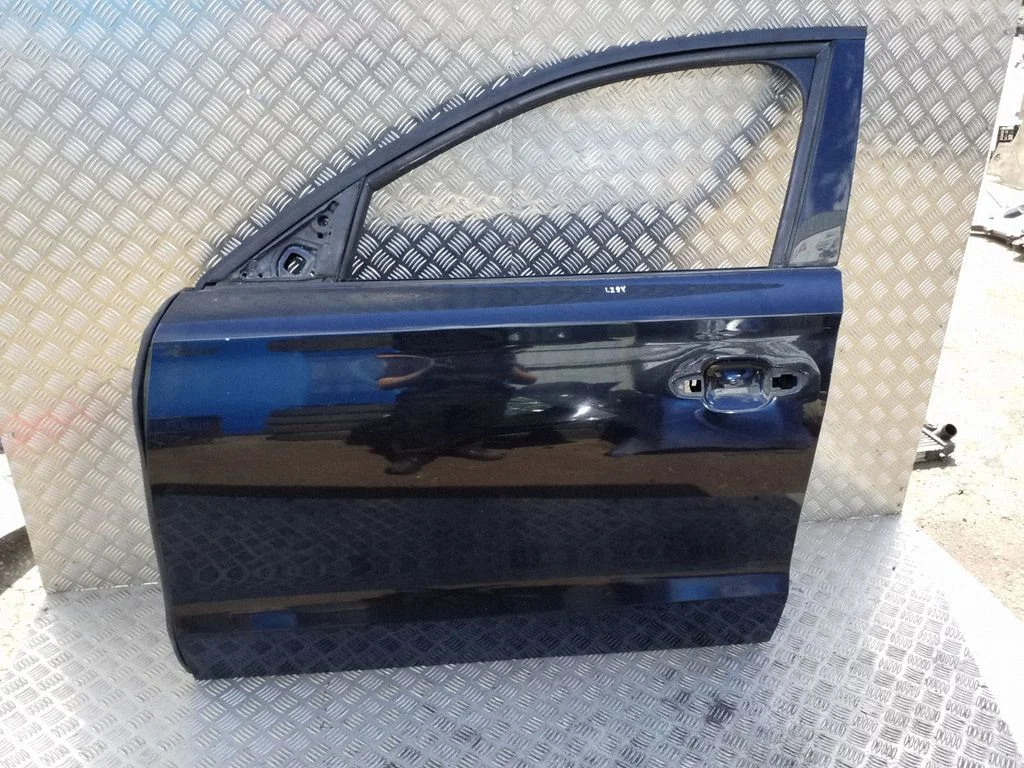 Front door – Audi A8 S8 D4 4H (2010-2016), left