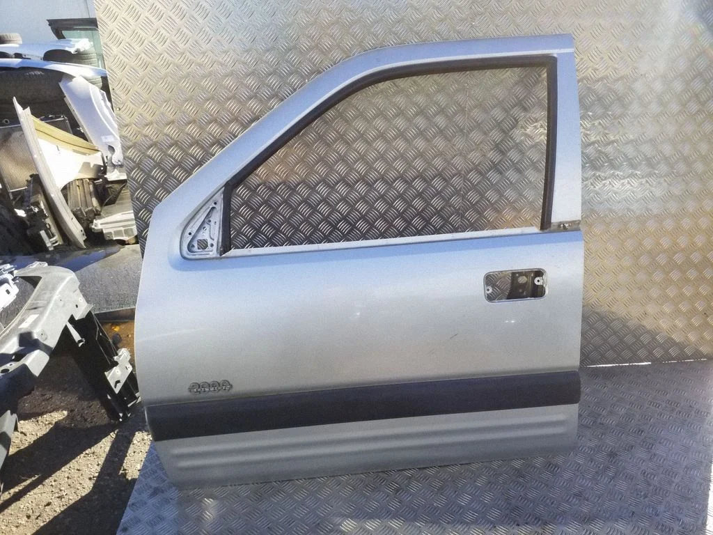 Esiuks – Opel Frontera B (1998-2004)