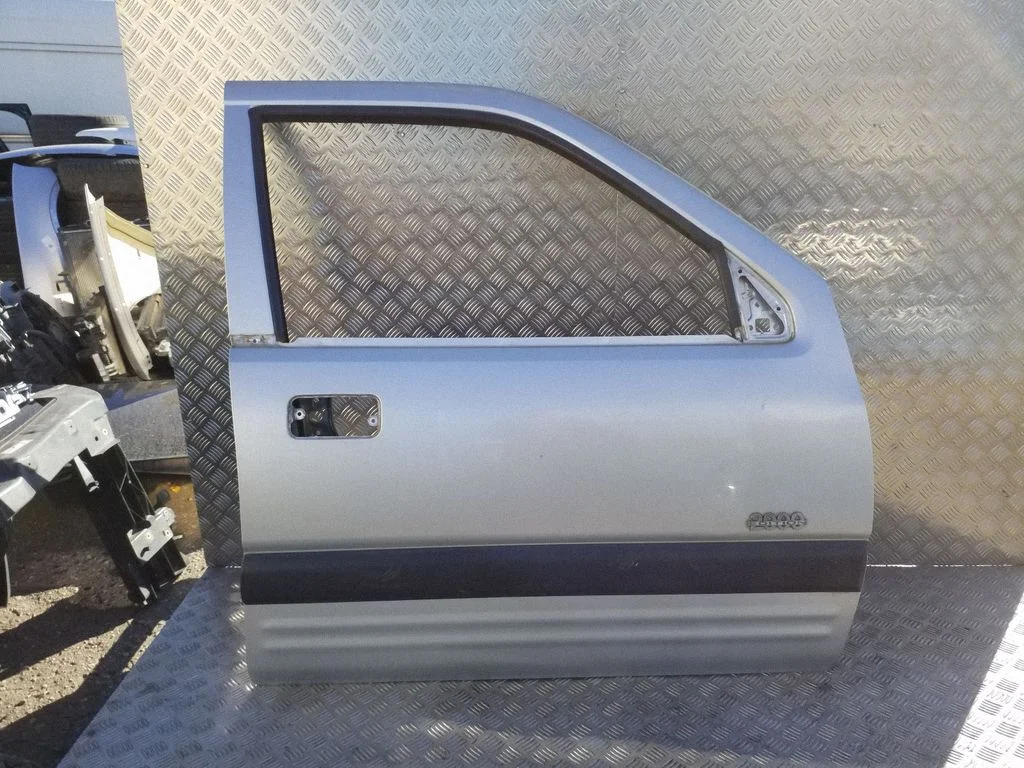Esiuks – Opel Frontera B (1998-2004)