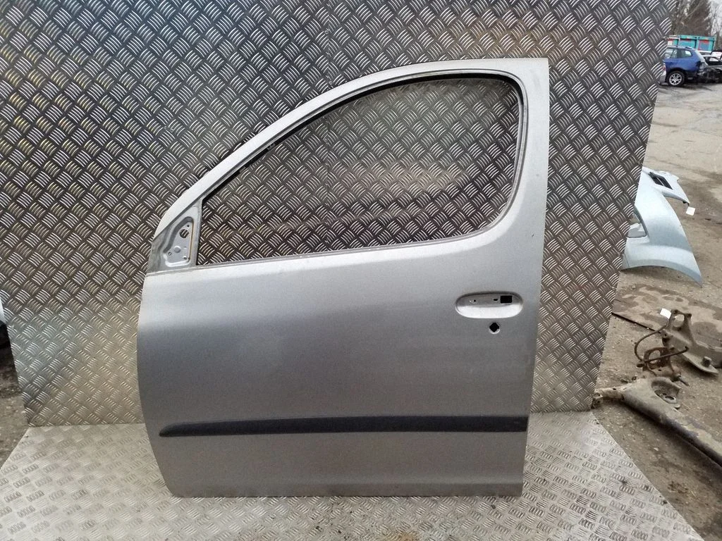 Drzwi przednie – Toyota Yaris Verso (1999-2005)