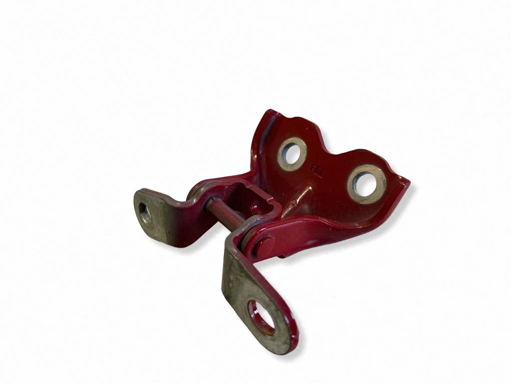 Front door lower hinge – left