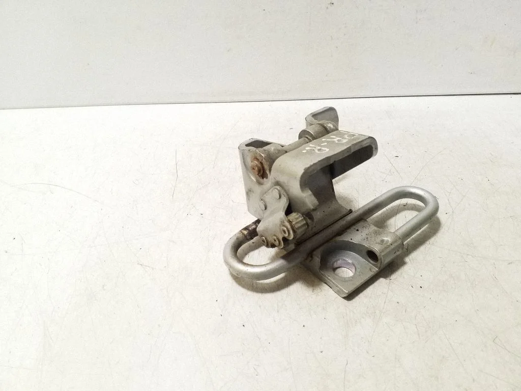 Front door lower hinge 1K0831412N