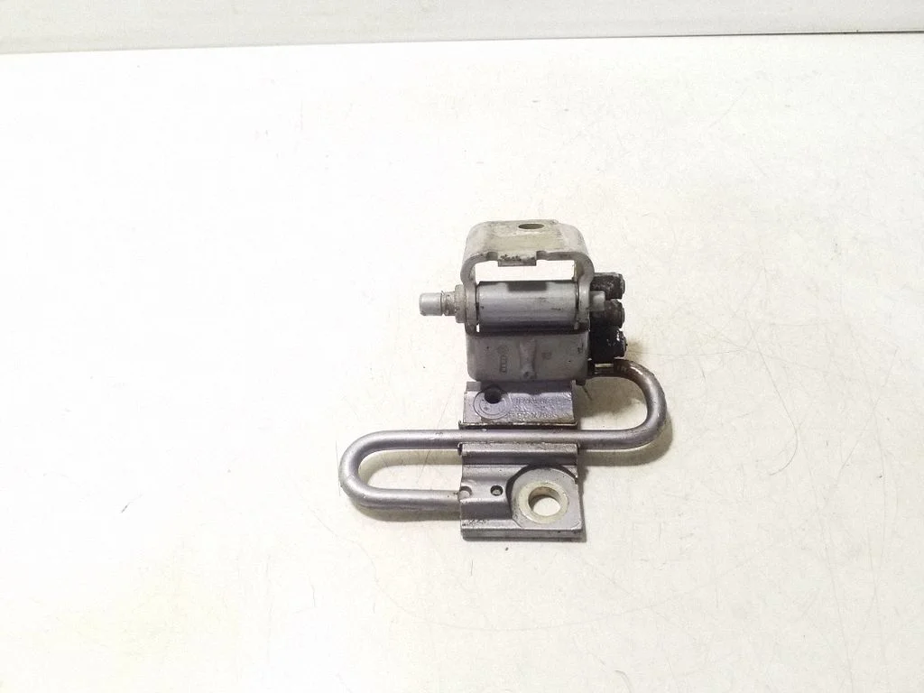 Front door lower hinge 8E0831411B