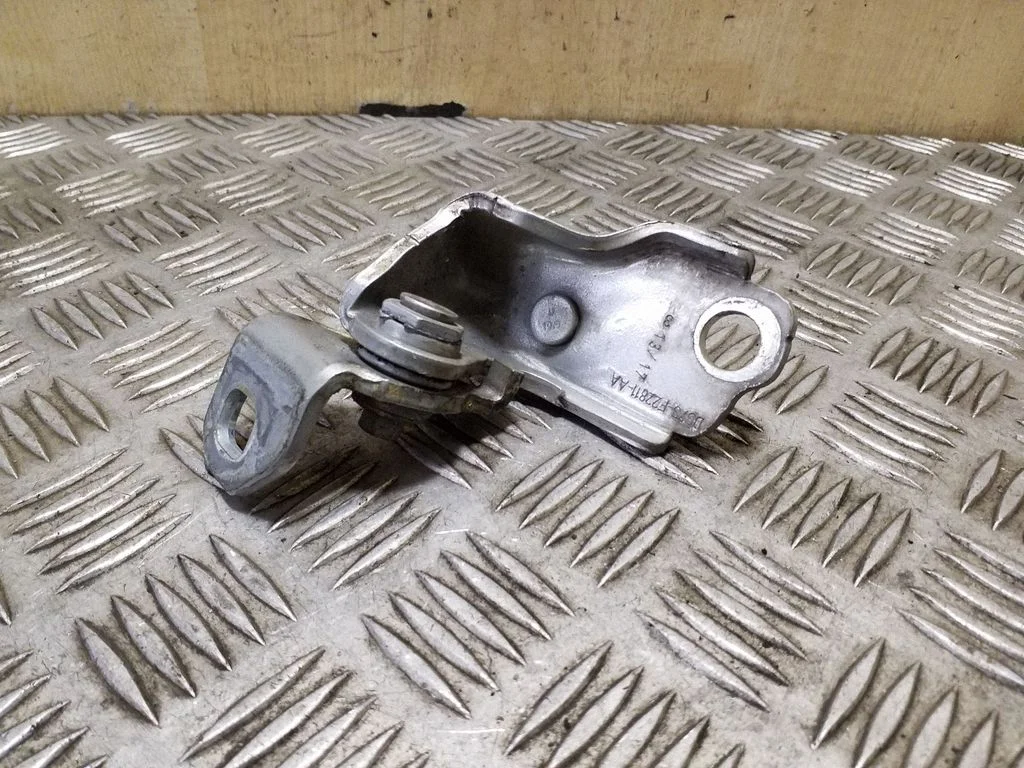 Front door lower hinge DS73F22811AA