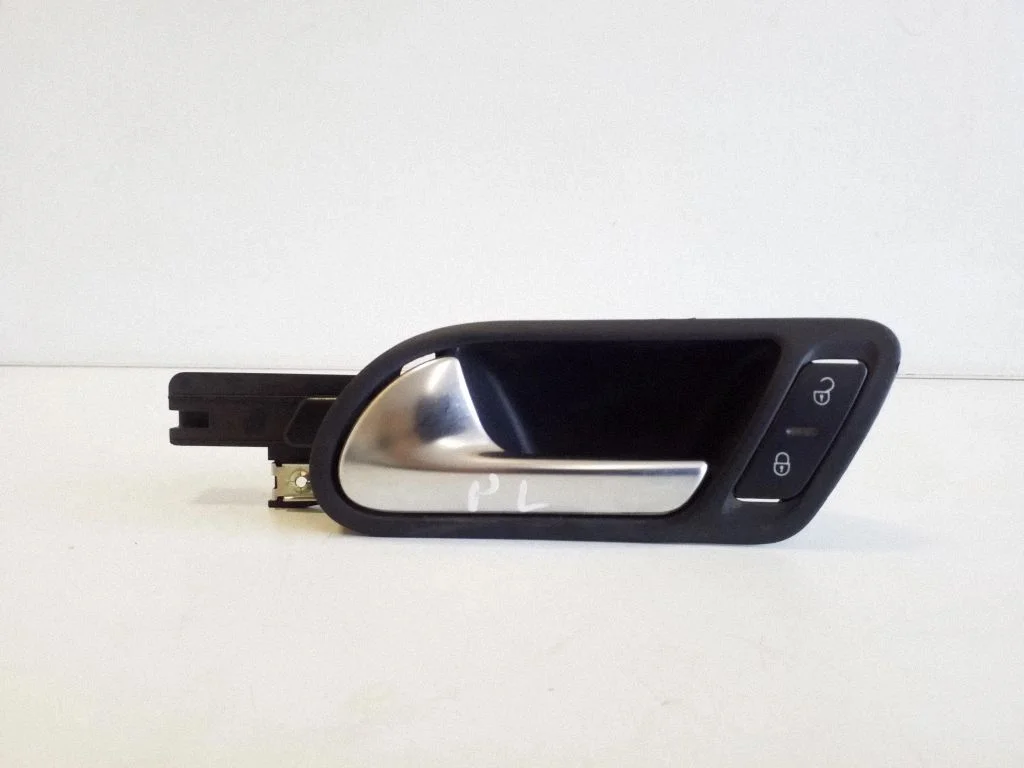Front door interior handle 1K1837113