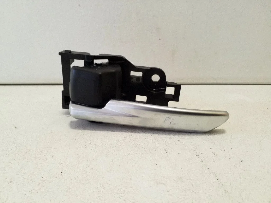 Front door interior handle 6927402190
