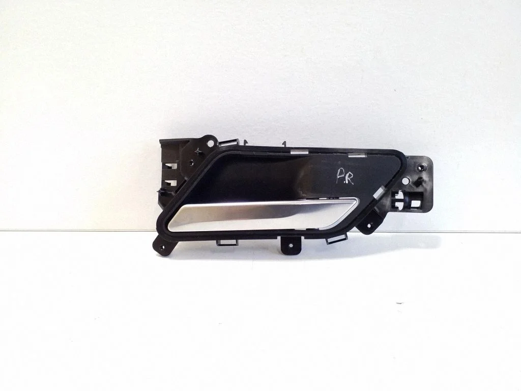 Front door interior handle GX7322600AC