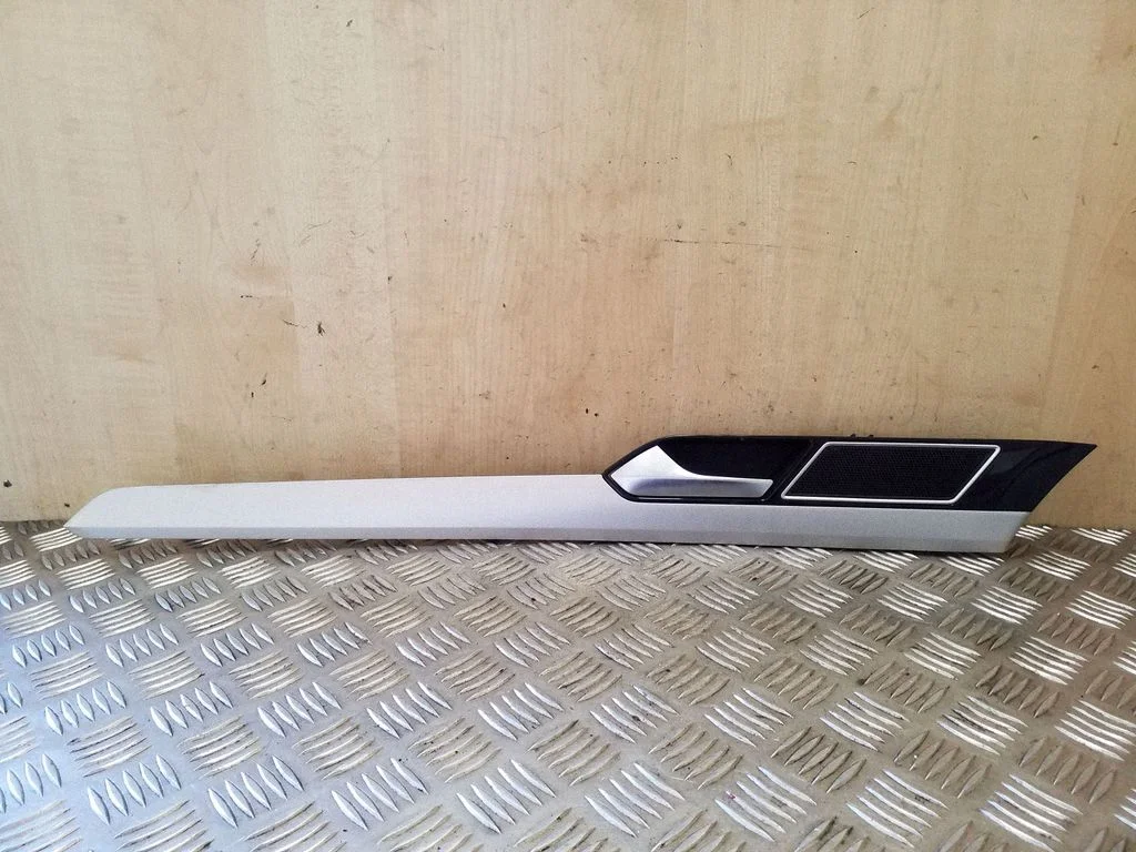 Esiukse sisemine käepide 3G0867439