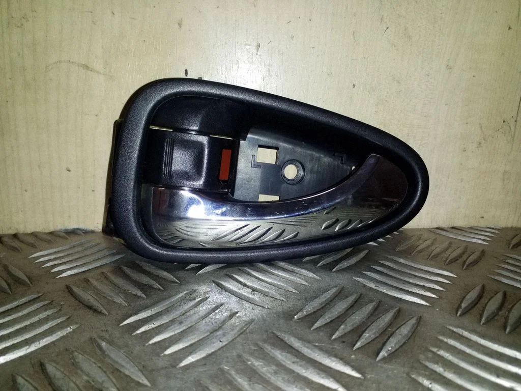 Klamka wewnętrzna drzwi przednich 6920605051