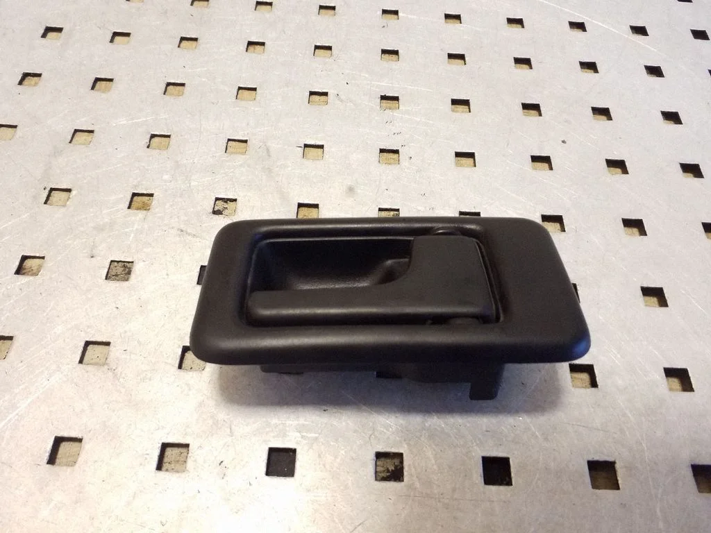 Front door interior handle – Opel Frontera B (1998-2004)