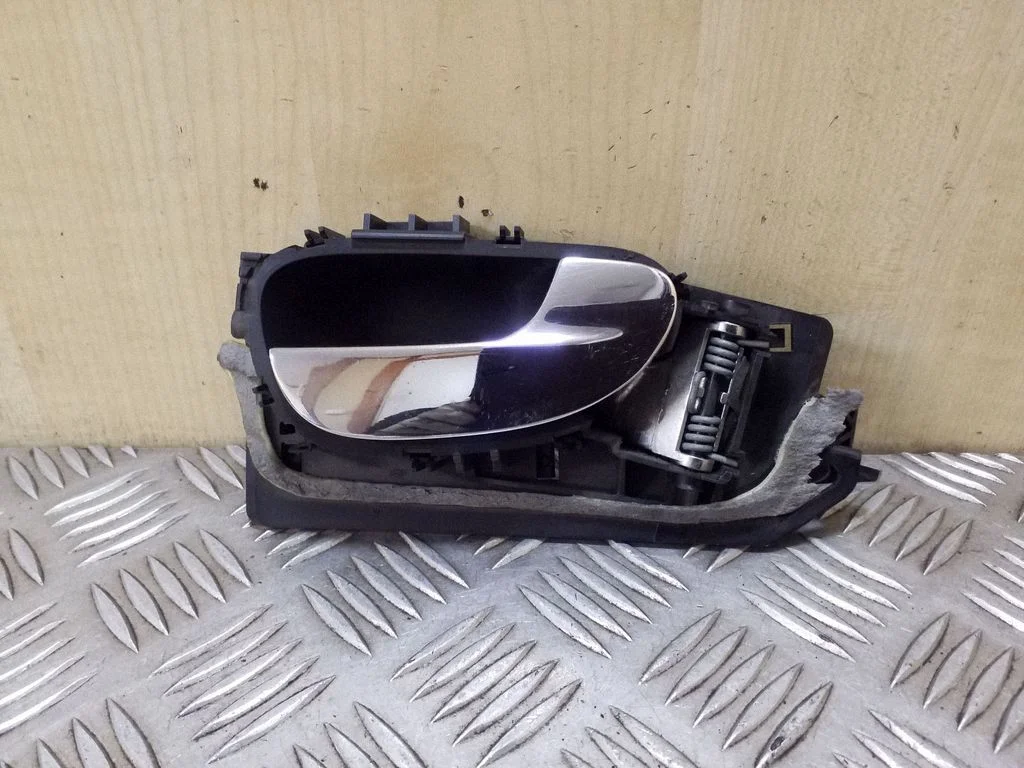Front door interior handle 9643604477