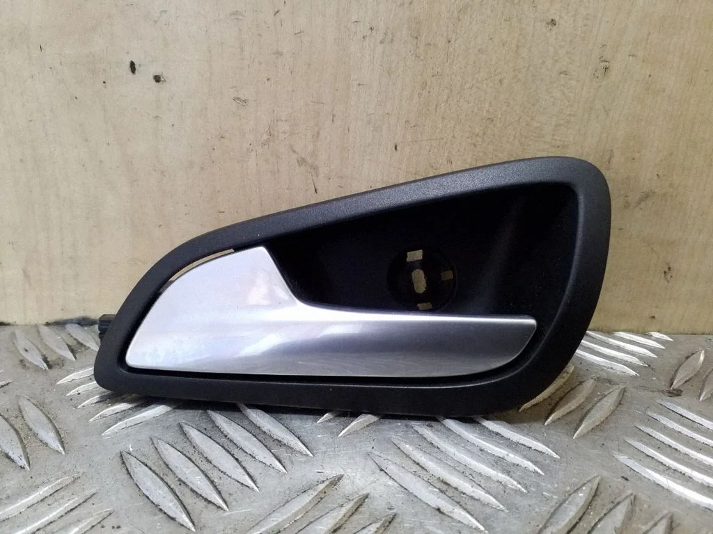 Front door interior handle AM51U22601BDW