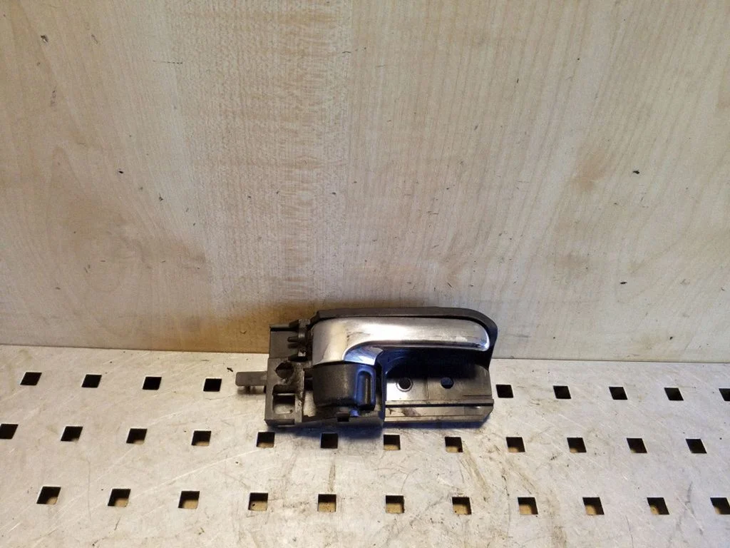 Front door interior handle 50594A1