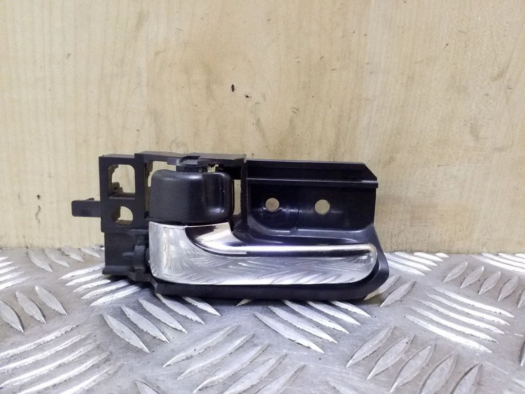 Front door interior handle 50594A1