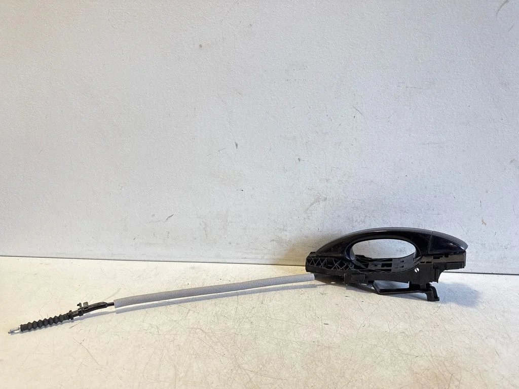 Front door exterior handle 5N0839885H