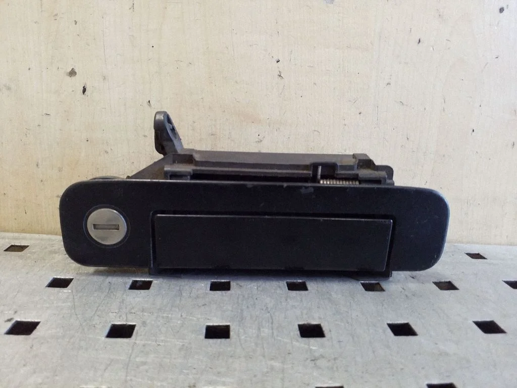 Front door exterior handle 4A0837206
