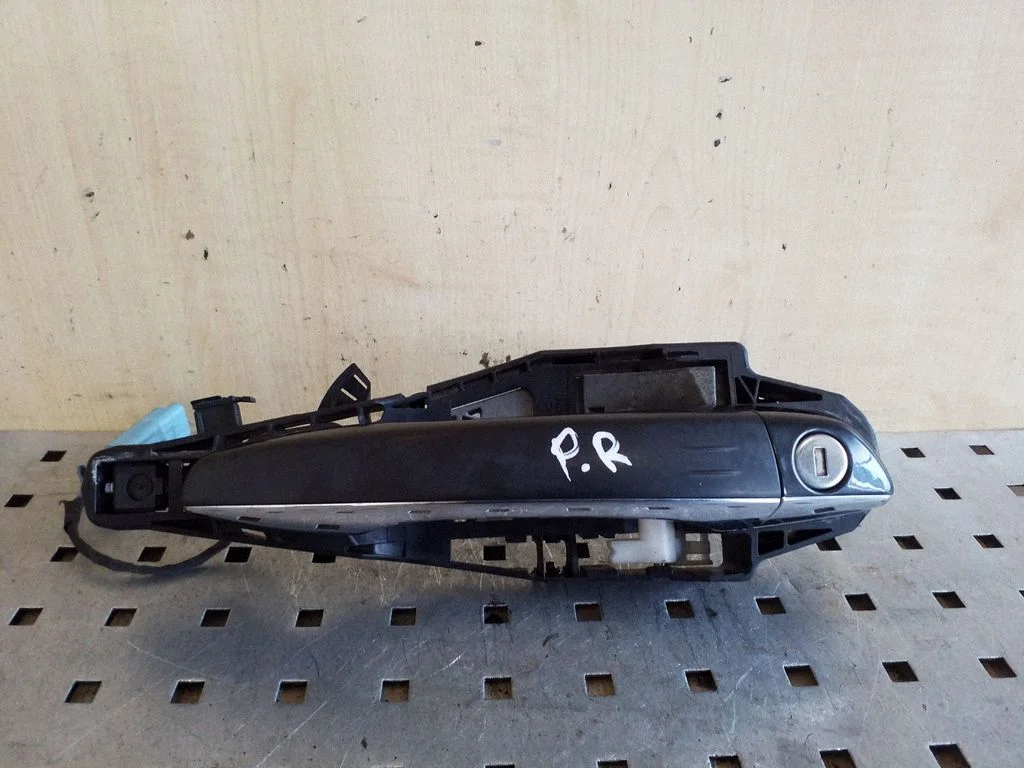 Front door exterior handle – Citroen C4 Grand Picasso (2013-2018)