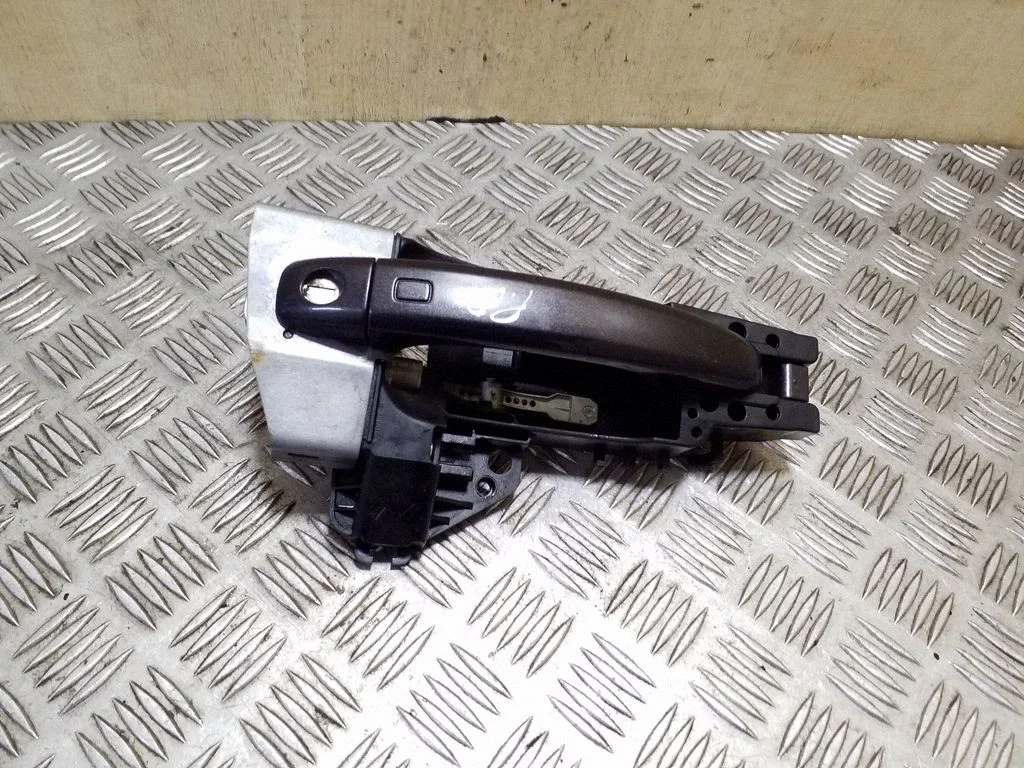 Front door exterior handle 8T02837886A