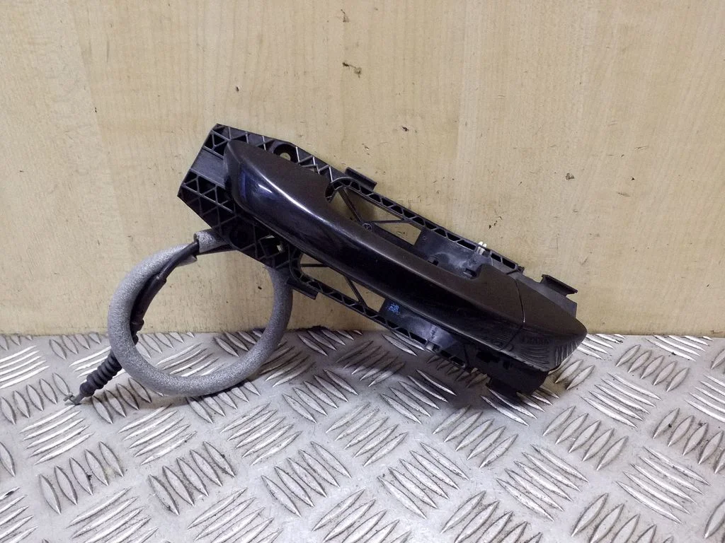 Klamka zewnętrzna drzwi przednich 5N0839885G
