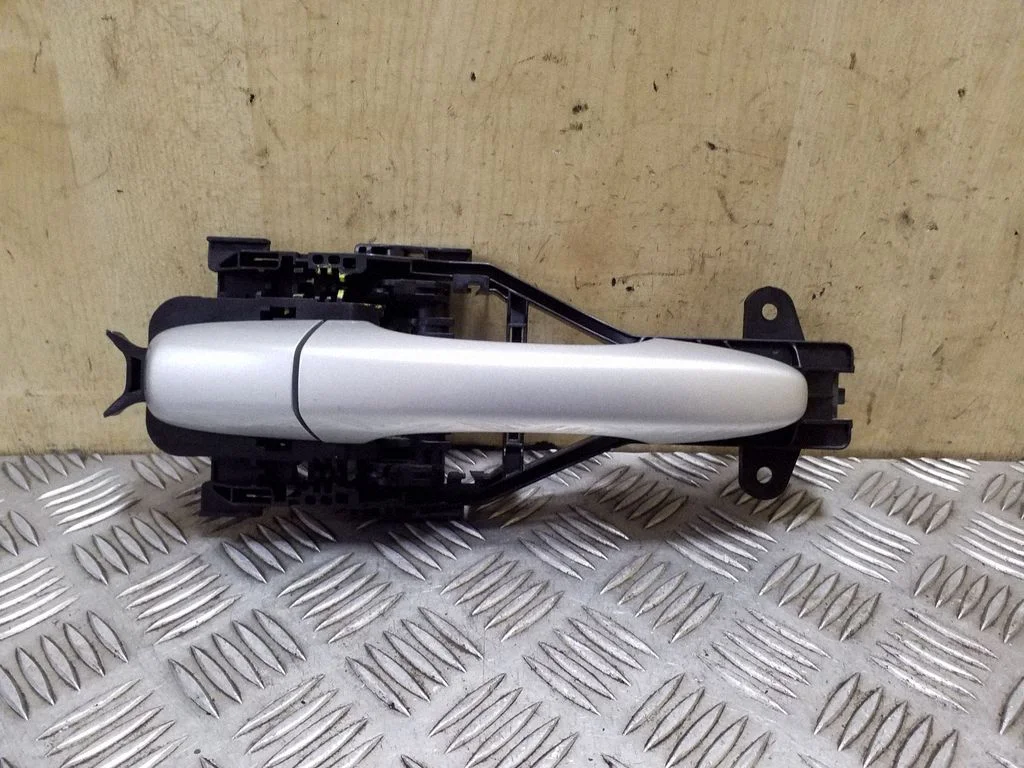 Front door exterior handle – Volvo S60 (2011-2013)