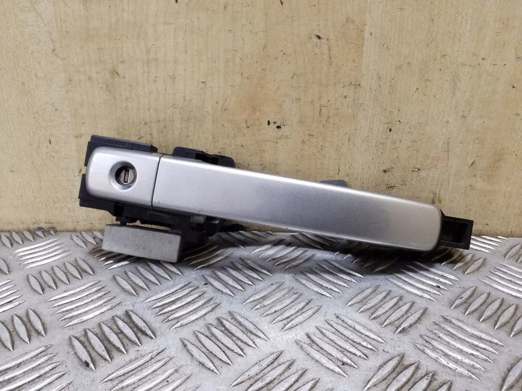 Front door exterior handle 80611EB300
