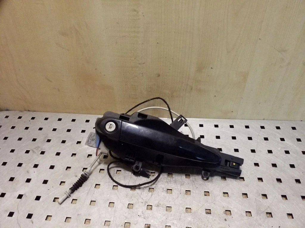 Front door exterior handle 7184660