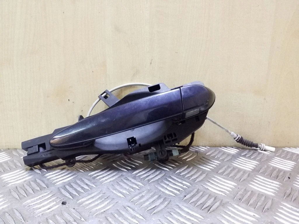 Front door exterior handle 14010710