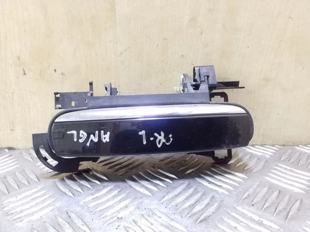 Front door exterior handle 4F0839167