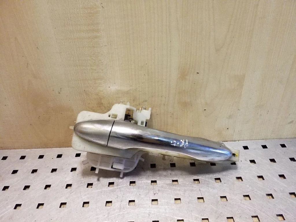 Front door exterior handle – KIA Sportage (2011-2016)