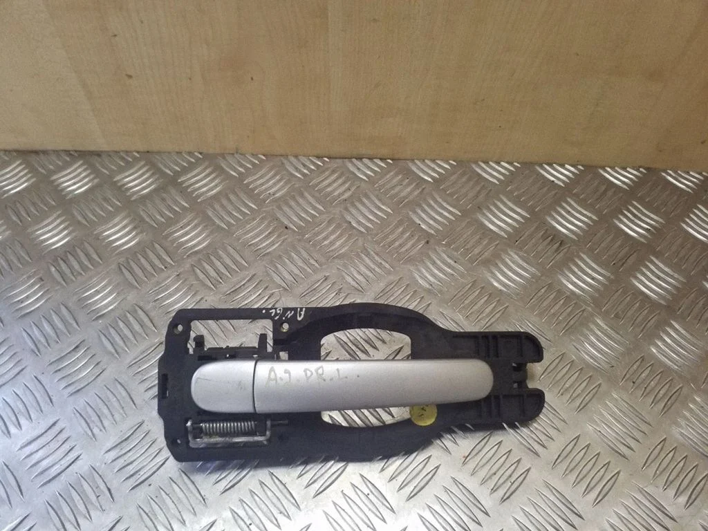 Front door exterior handle 153352010