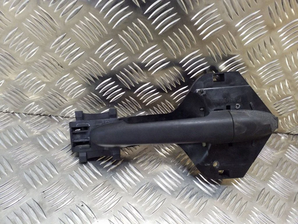 Front door exterior handle – Mercedes-Benz Sprinter W906 (2006-2018)