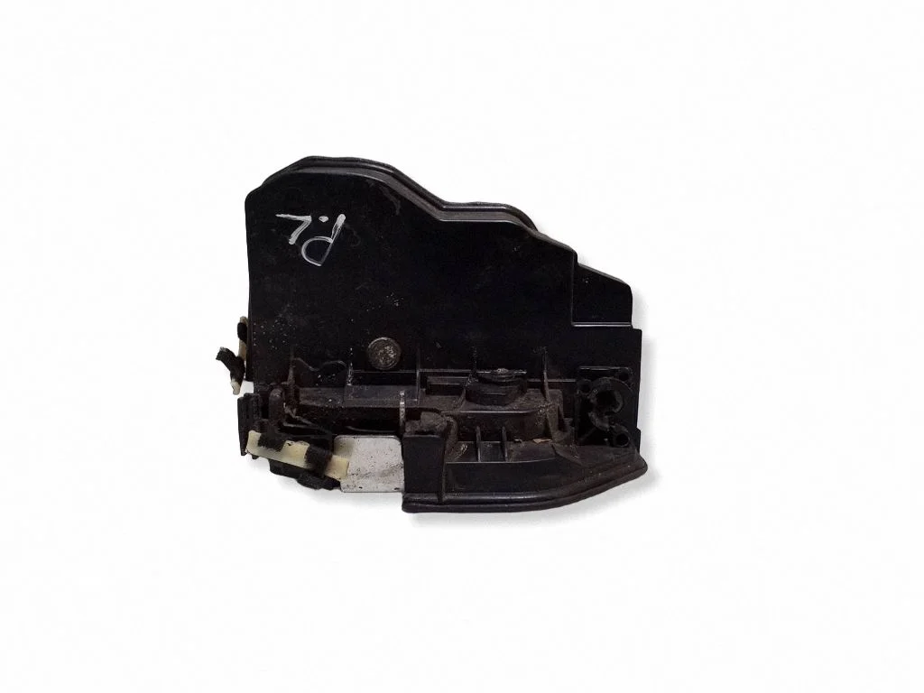 Esiukse lukk – BMW 1-seeria F20 F21 (2011-2019)