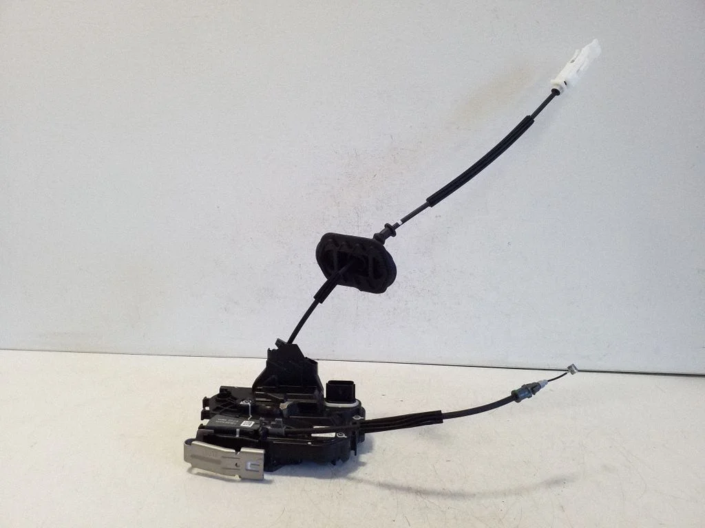 Front door lock LV4BA264A27DH