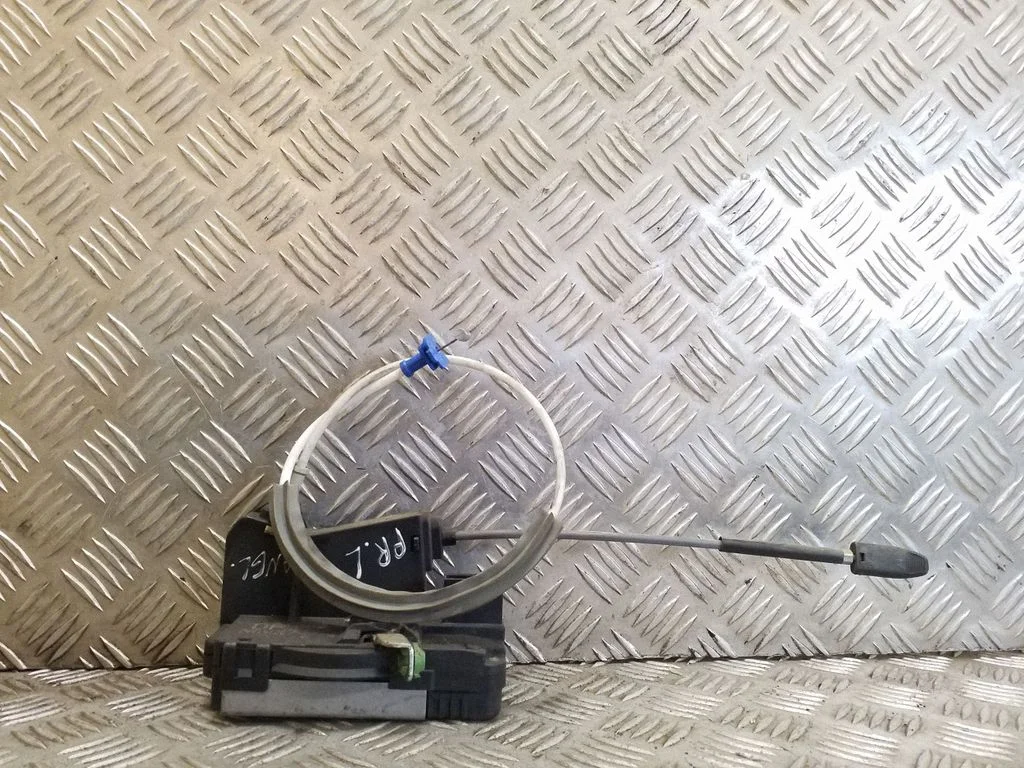 Front door lock 24414120