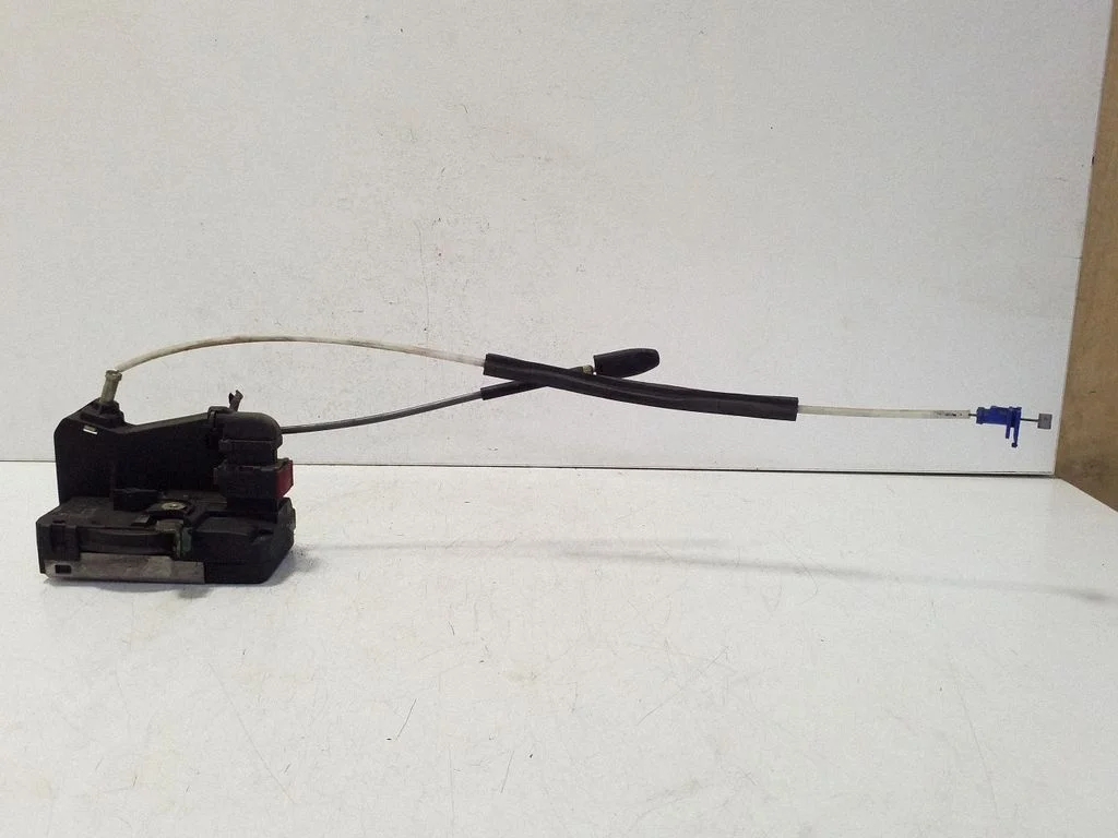 Front door lock – Opel Zafira A (1999-2005)