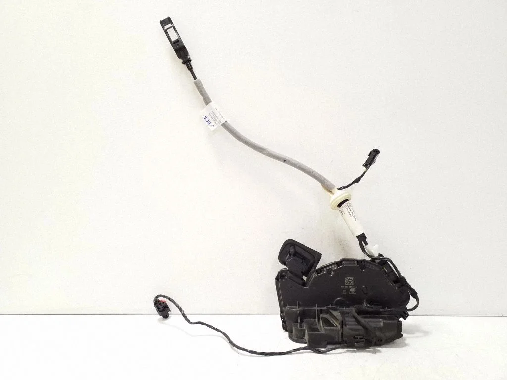 Front door lock 5TB837016A