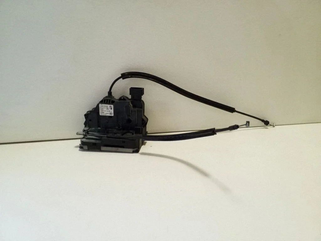 Front door lock 1350150080