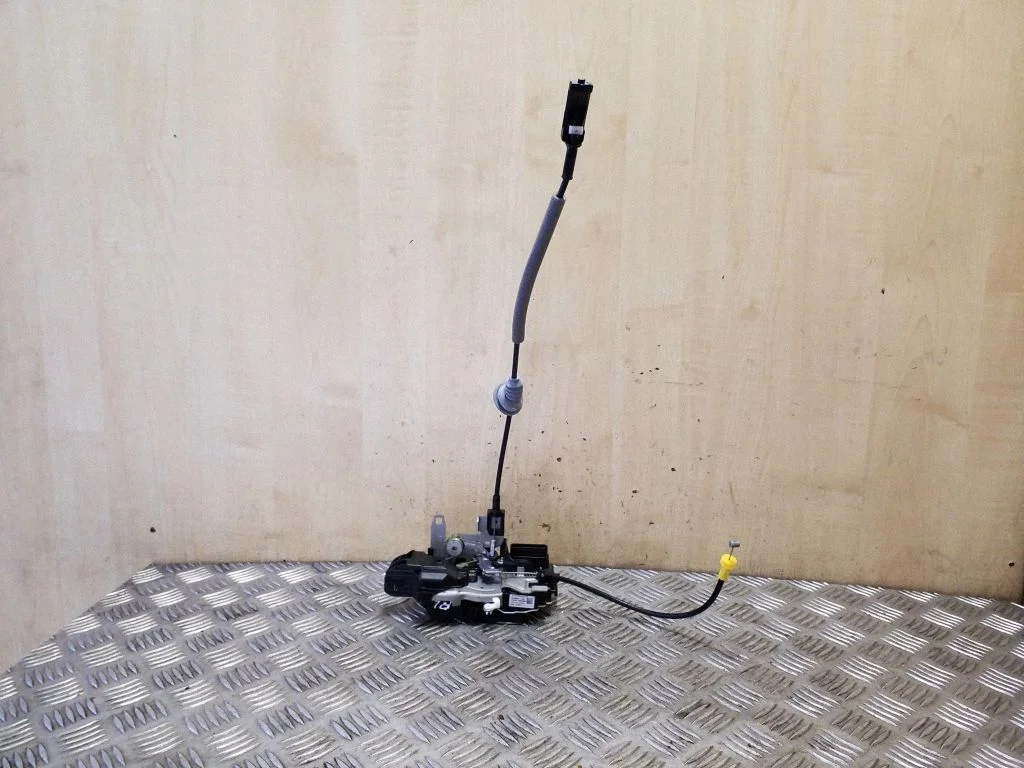 Front door lock 31349894