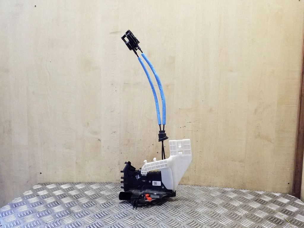 Front door lock 81320K0010